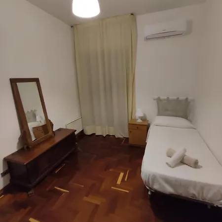Elegante A Apartment